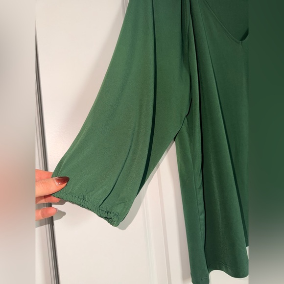 Susan Graver Emerald Green Women’s V-Neck Blouse - Picture 2 of 5